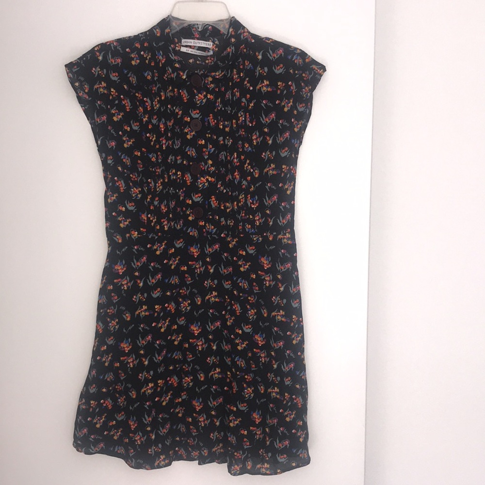 Urban Outfitters Floral Dress -Size Small